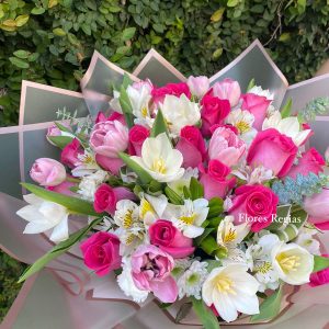 Bouqet-de-24-rosas-y-20-tulipanes Bouquet de Tulipanes y Rosas Mixtos